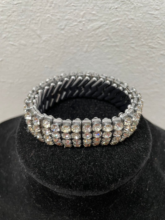 Vintage Expandable Rhinestone Bracelet