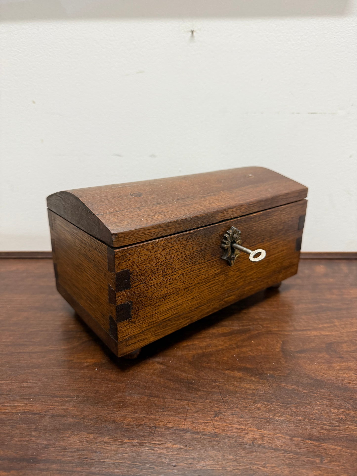 Vintage Arts & Crafts Style Storage Box