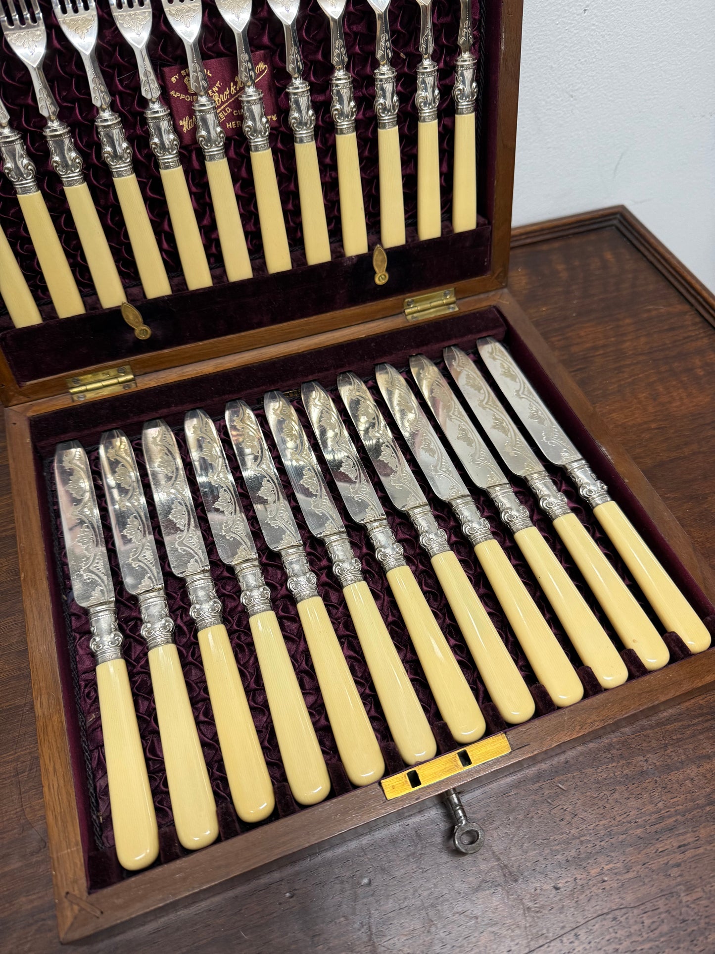 Victorian Boxed Fruit Knife and Forks