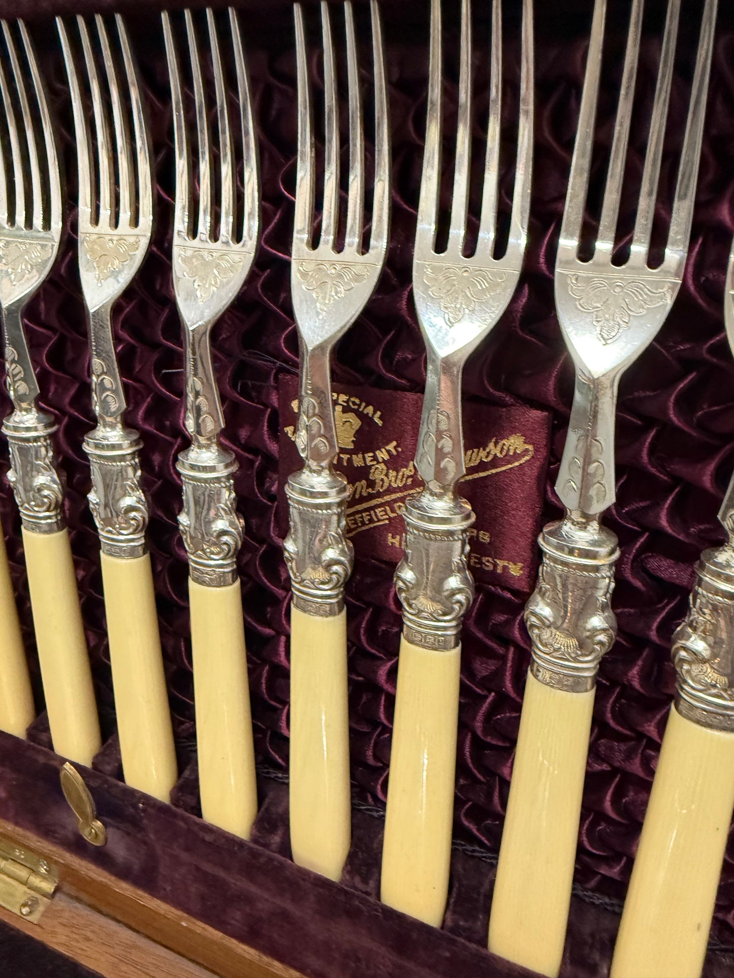 Victorian Boxed Fruit Knife and Forks