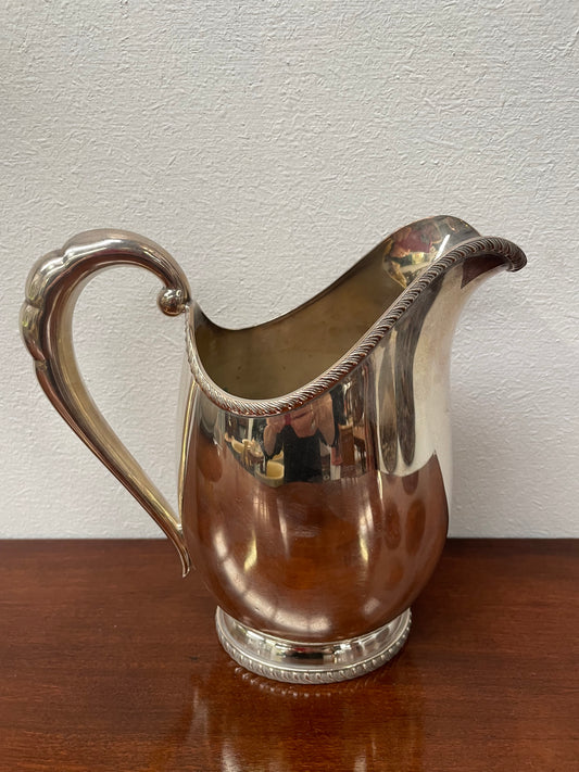 Hecworth Sheffield reproduction Silver plated large vintage jug. In good original condition.