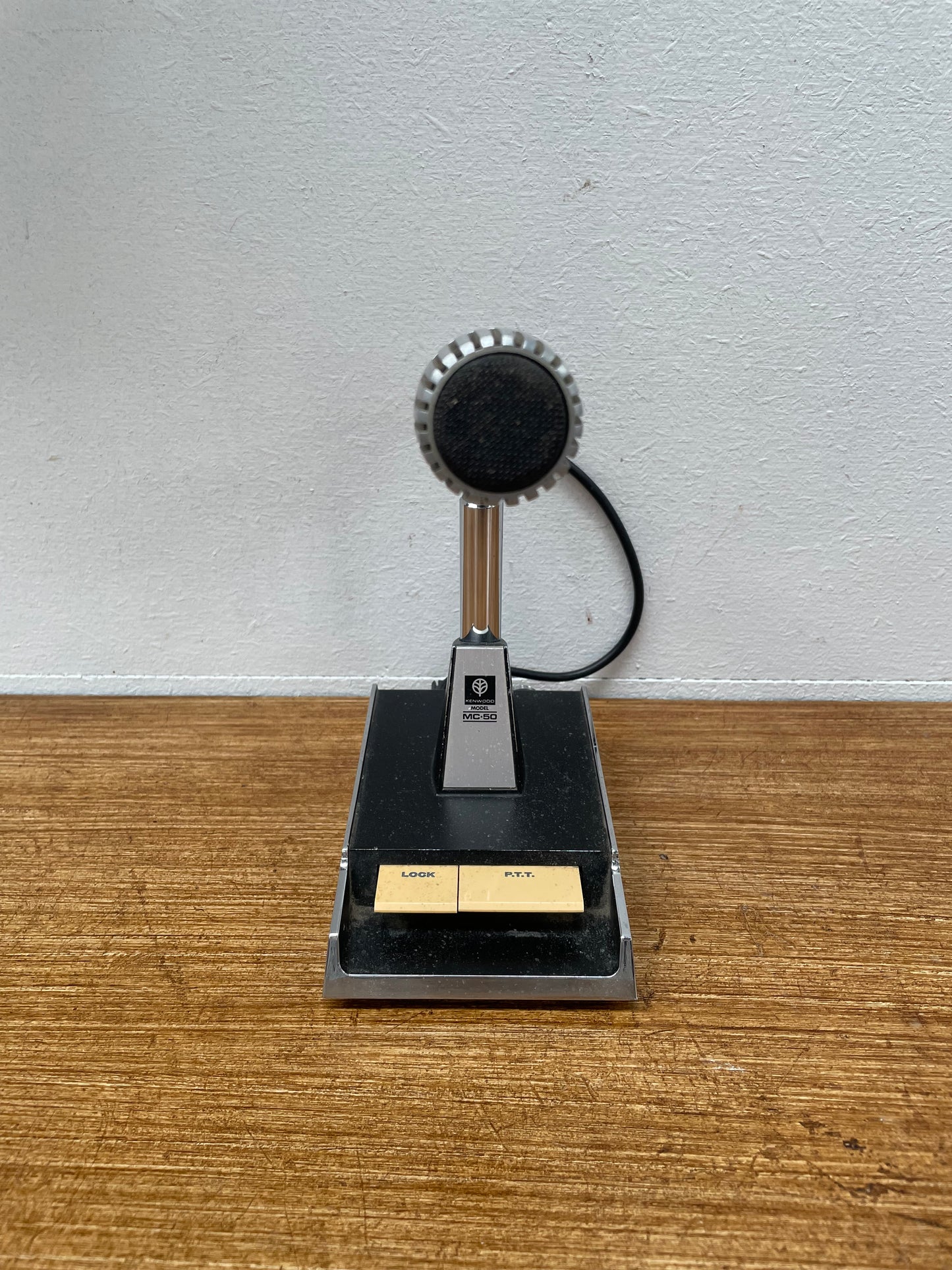 Vintage Kenwood Model MC-50 Ham Radio Desk Top Microphone
