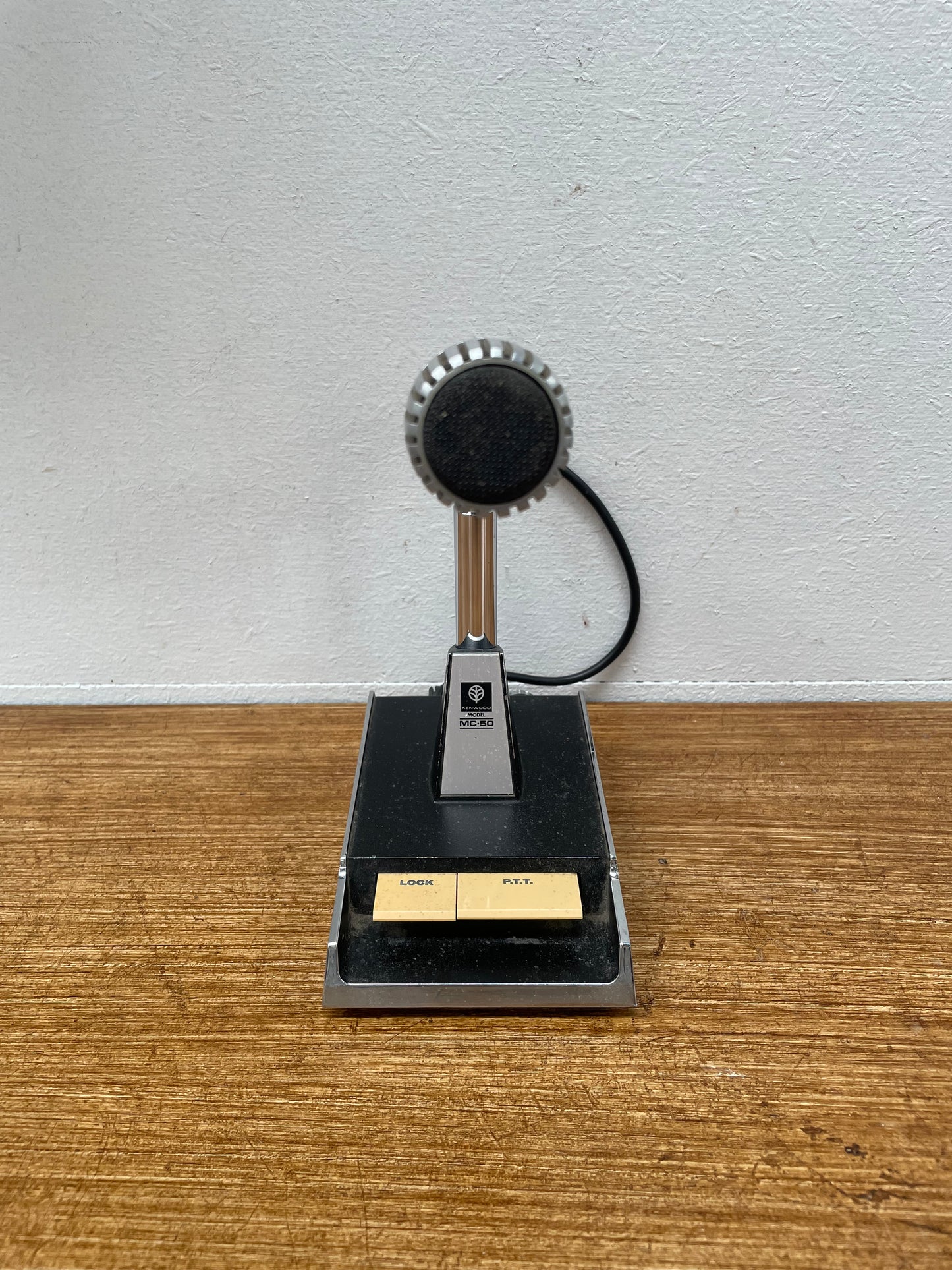 Vintage Kenwood Model MC-50 Ham Radio Desk Top Microphone