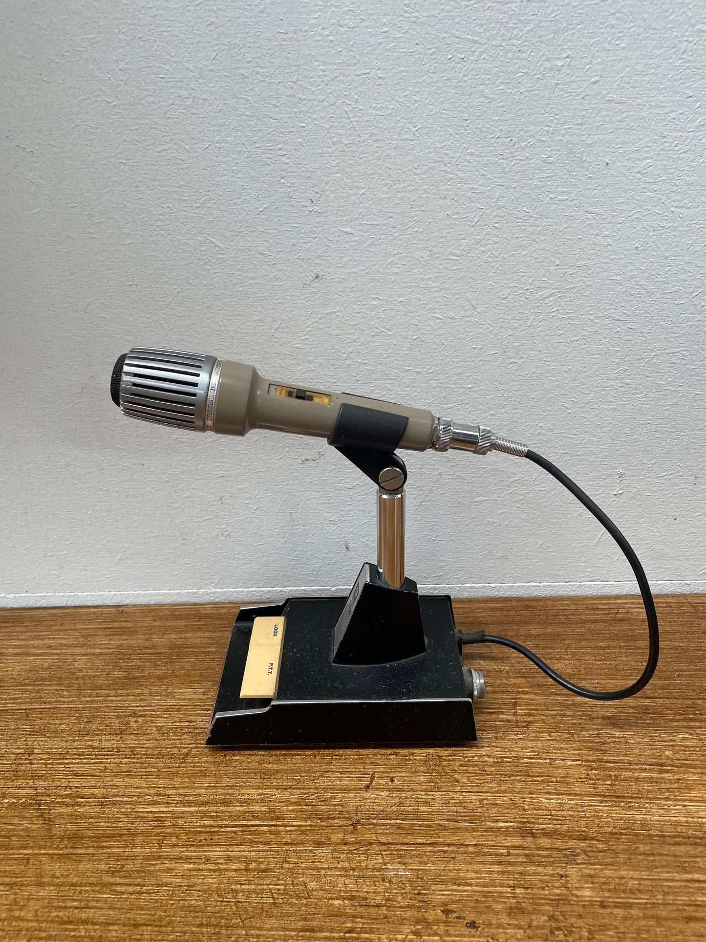 Vintage Kenwood Model MC-50 Ham Radio Desk Top Microphone