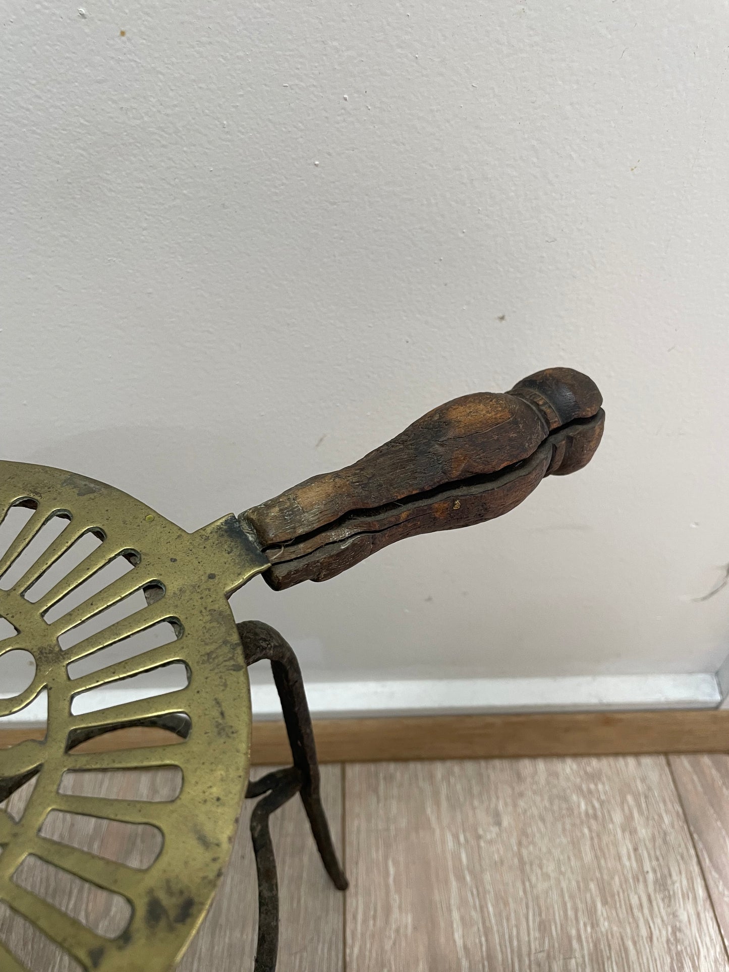 Fabulous Antique Early 19th Century Pot Stand