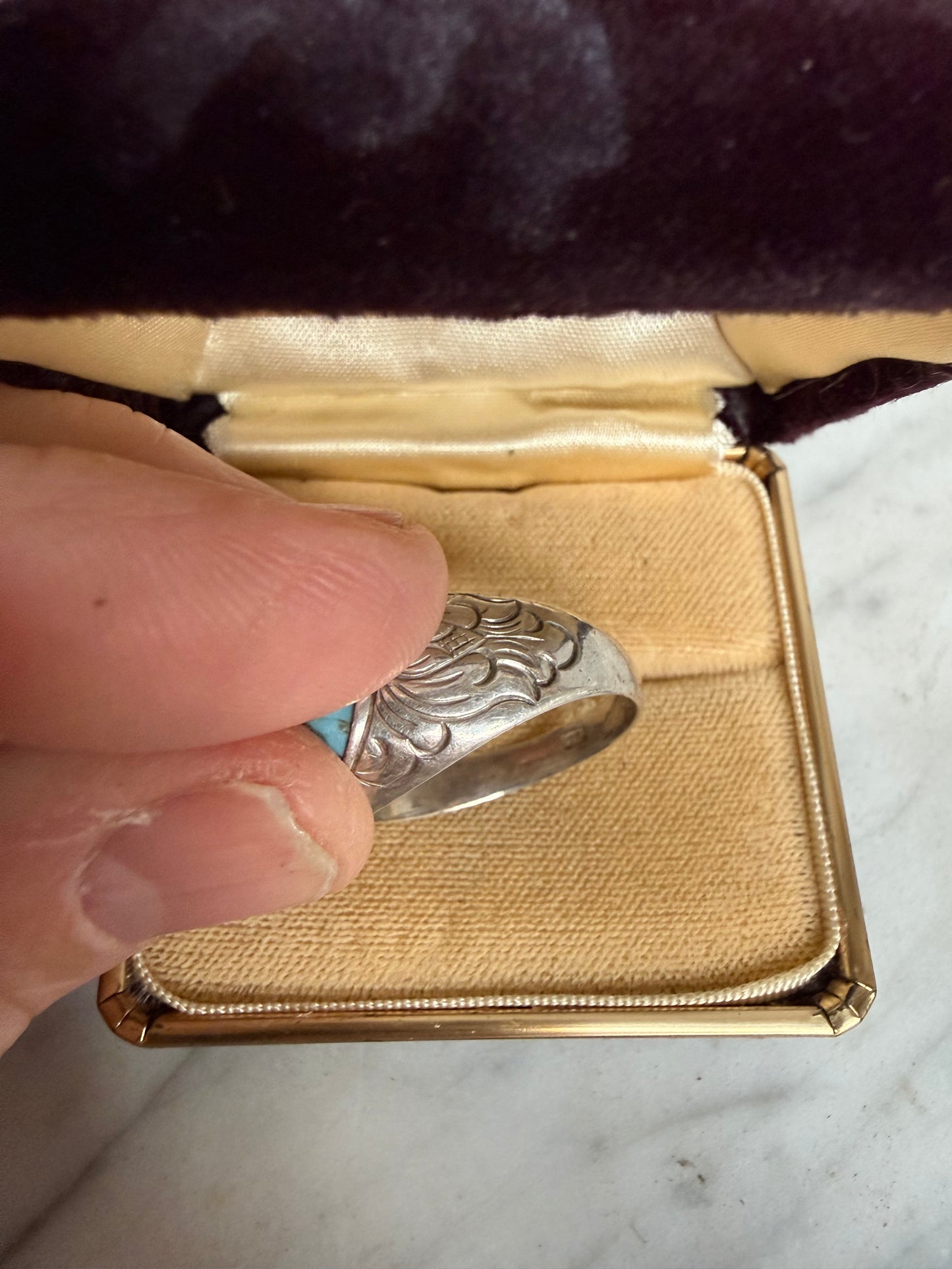 Vintage Navajo Style Sterling Silver Ring With Oval Turquoise Cabochon Stone