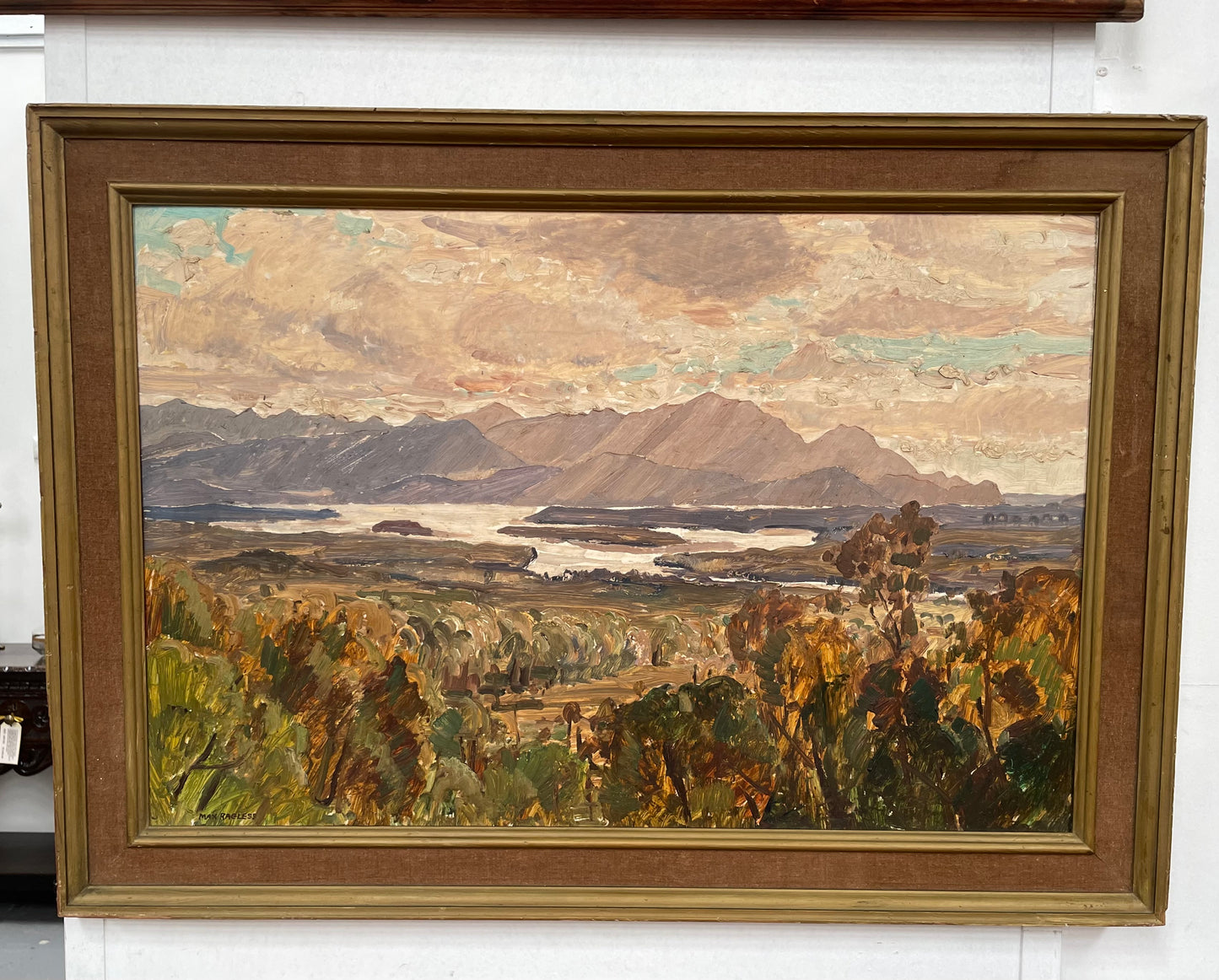 Australian landscape oil on board painting by Max Ragless (1901- 1981). In good original detailed condition and framed making it ready to hang.