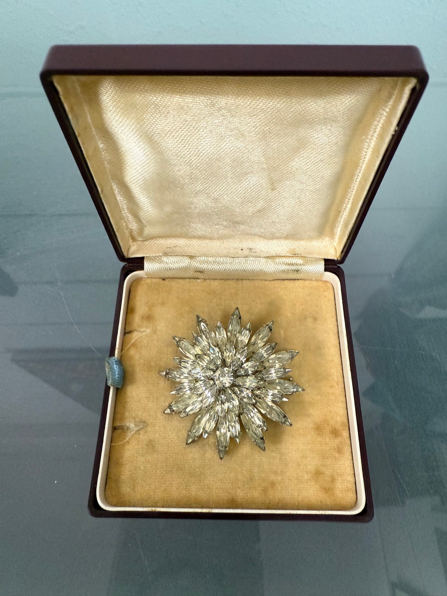 Vintage Rhinestone Starburst Brooch