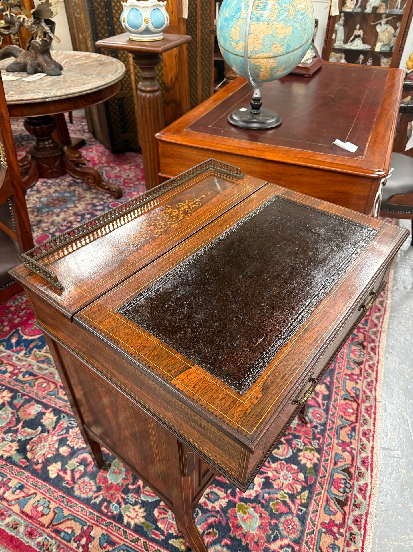 Edwardian Metamorphic Davenport
