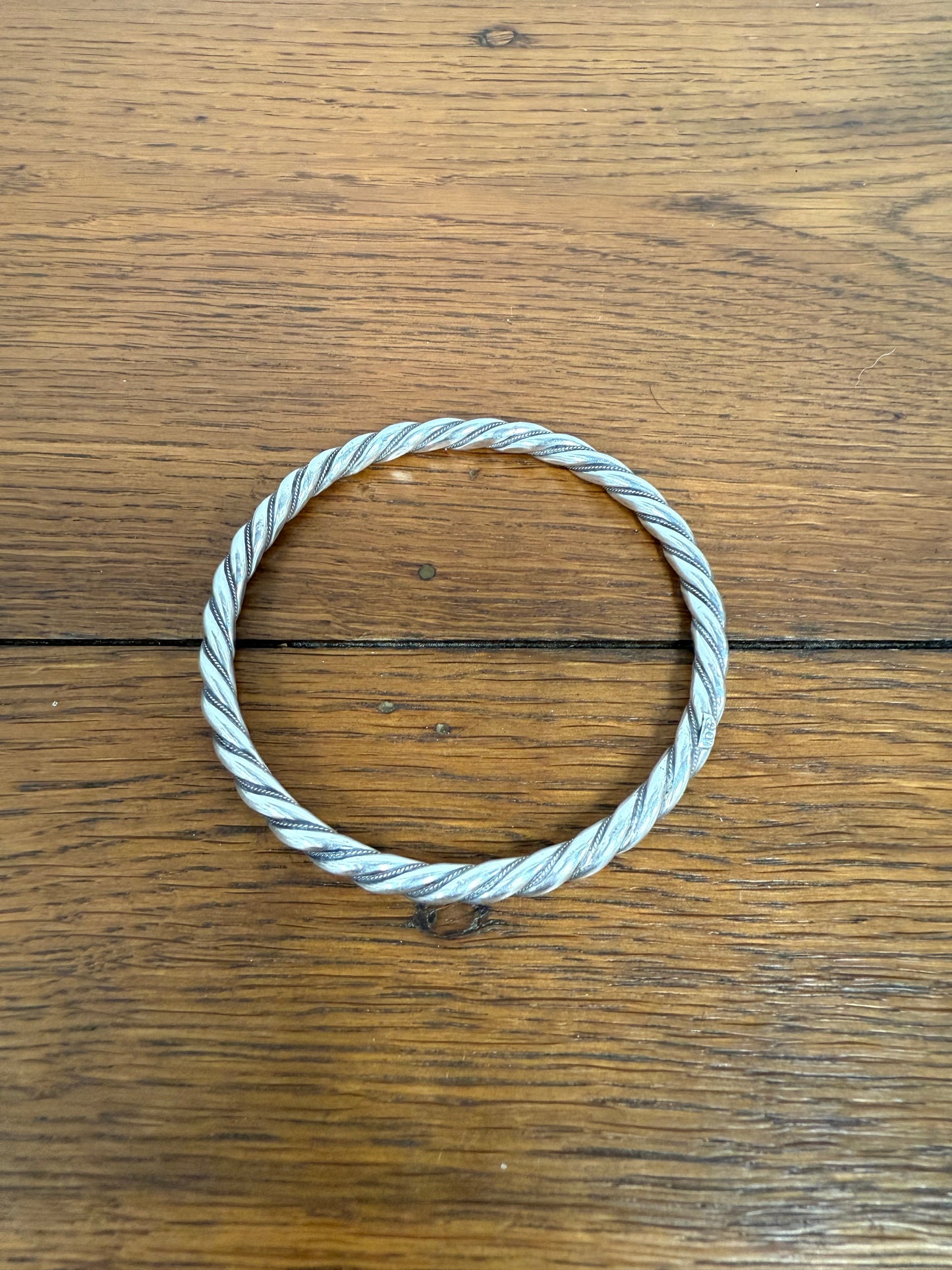 Very Attractive Sterling Silver Twist Bracelet