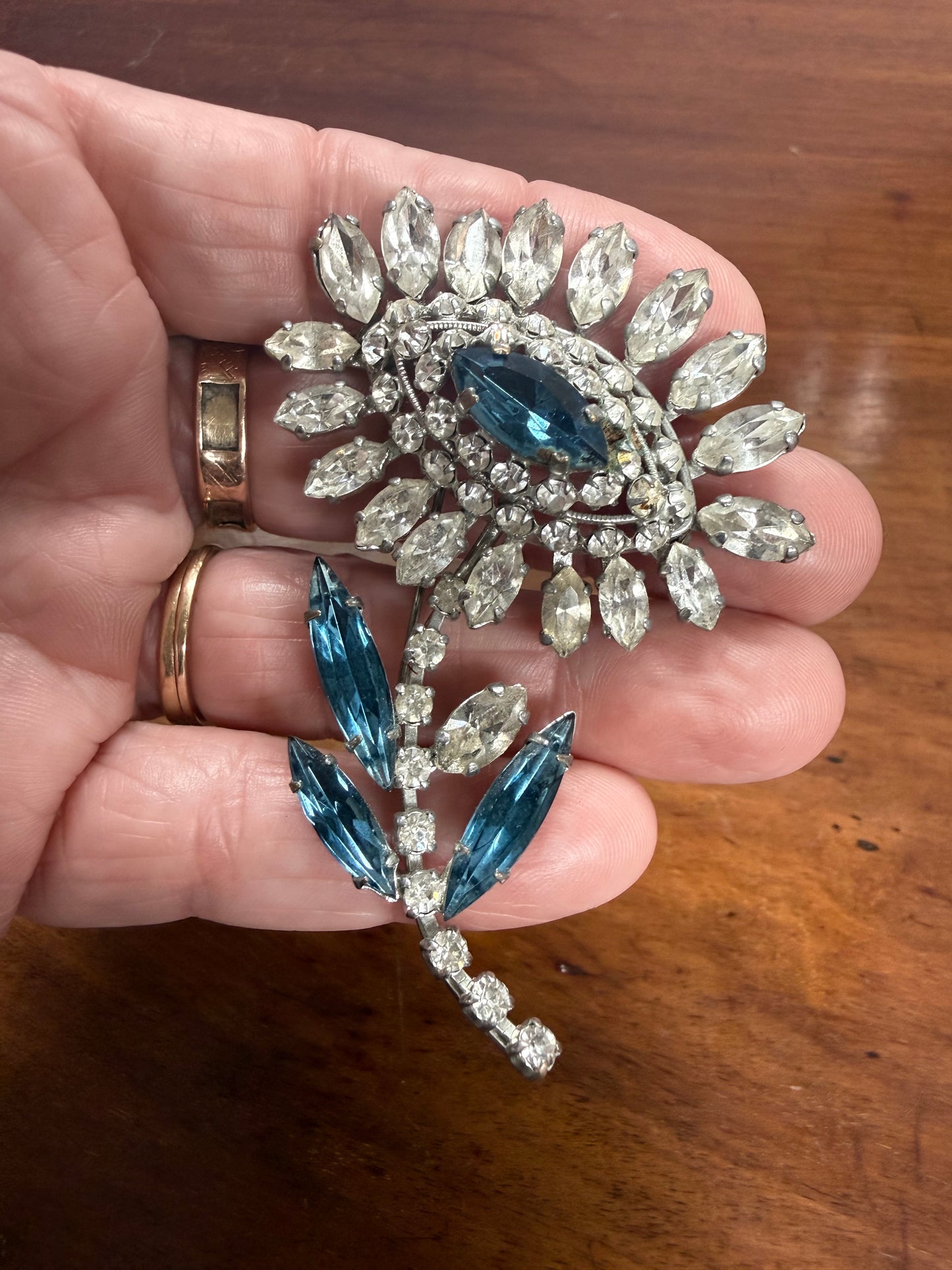 Vintage Rhinestone Flower Shaped Brooch