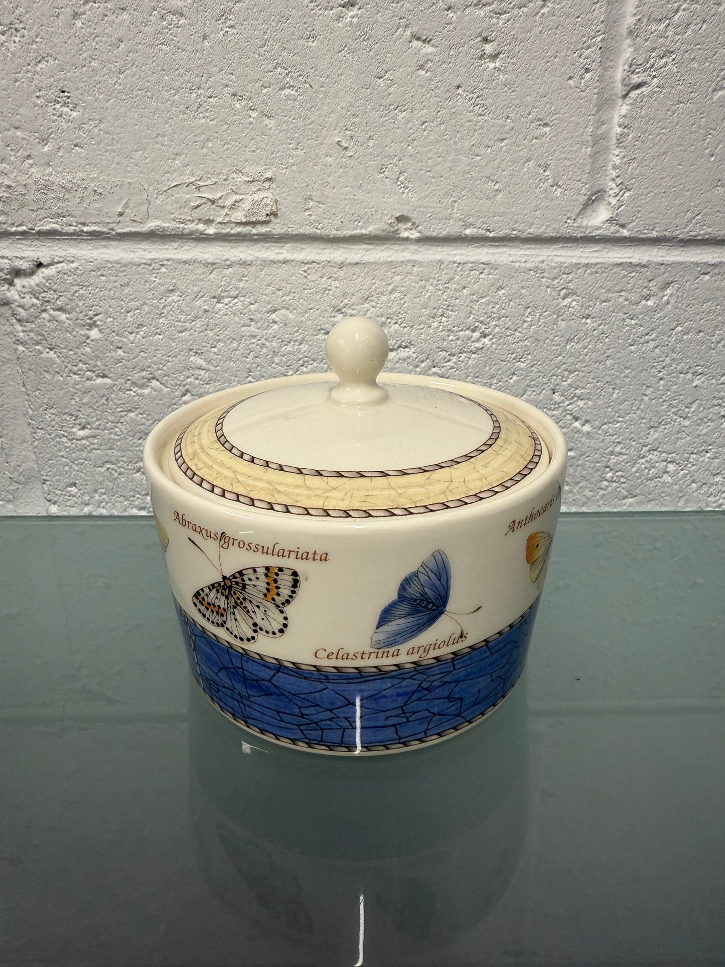 Wedgwood 'Sarah's Garden' Sugar Bowl
