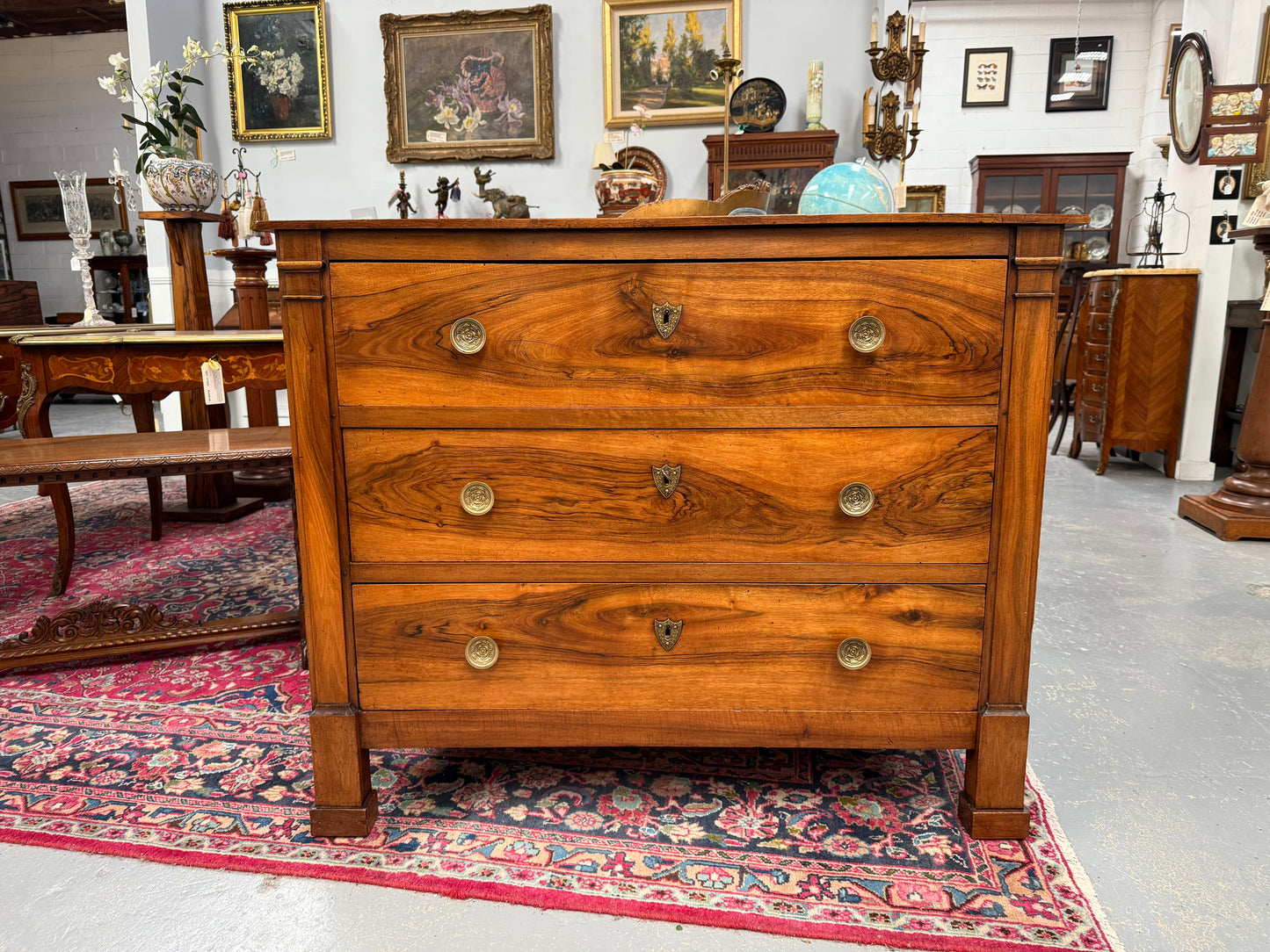 Beautifully Grained Walnut Mid 19th Century Chest Of Drawers