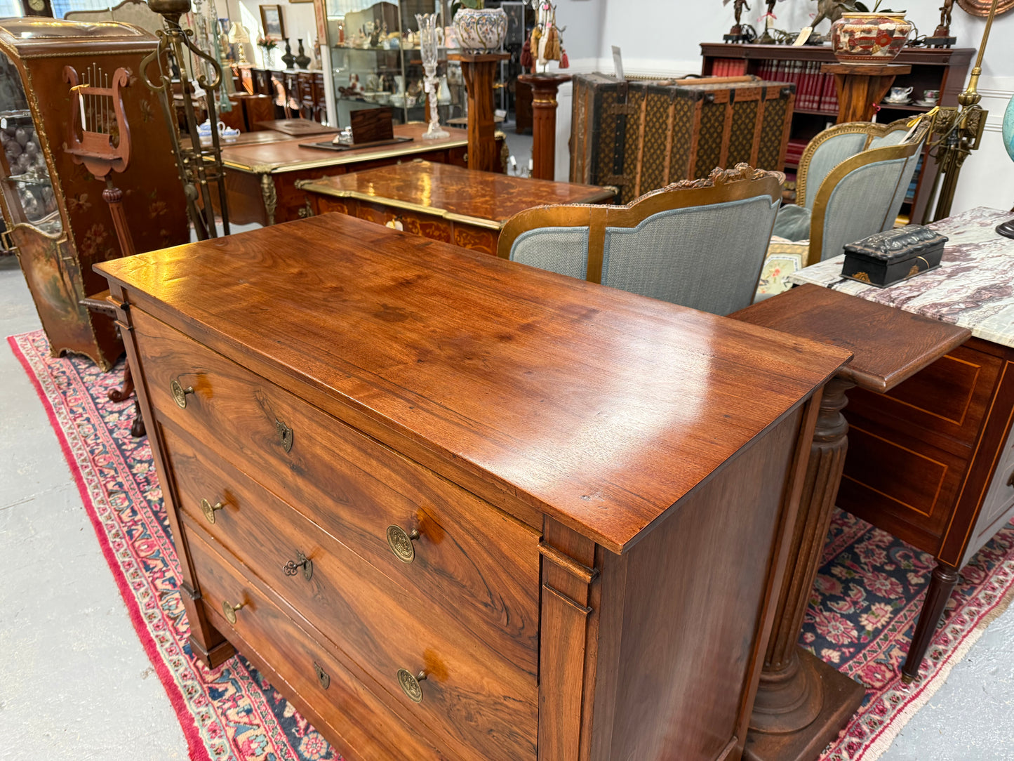 Beautifully Grained Walnut Mid 19th Century Chest Of Drawers