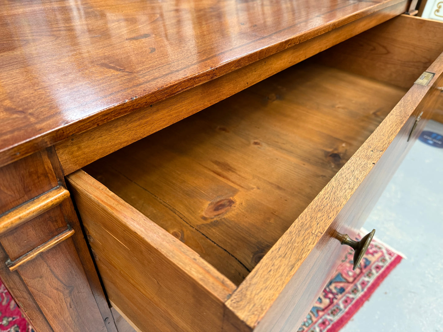 Beautifully Grained Walnut Mid 19th Century Chest Of Drawers