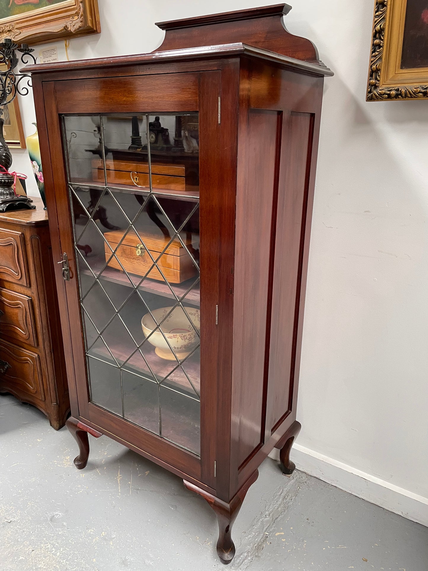 Mahogany Single Leadlight Door Display Cabinet/Bookcase