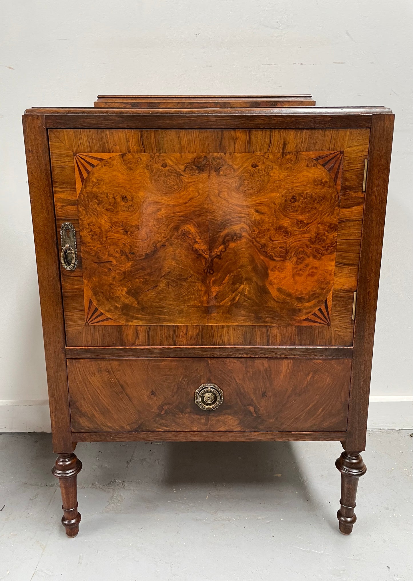 Attractive Inlaid Walnut Side Cabinet