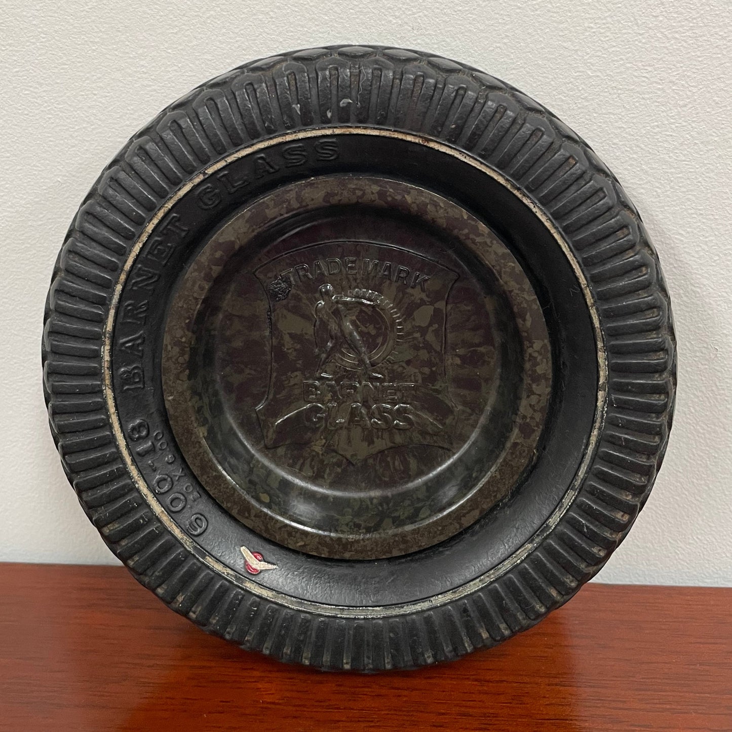 Vintage 1915 Barnet Glass Bakelite tyre ashtray