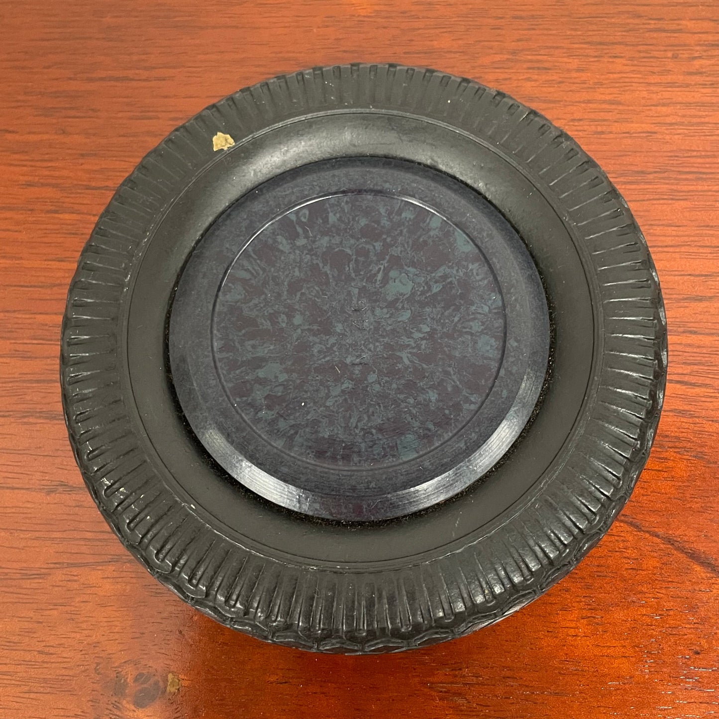 Vintage 1915 Barnet Glass Bakelite tyre ashtray
