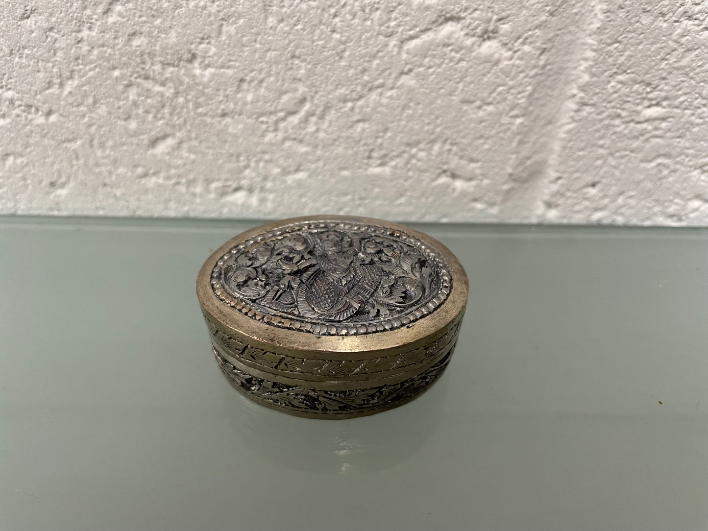 Vintage Asian Silver Trinket / Pill Box.