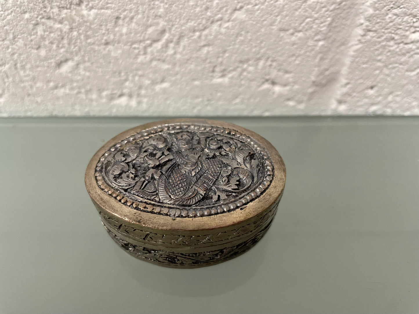 Vintage Asian Silver Trinket / Pill Box.