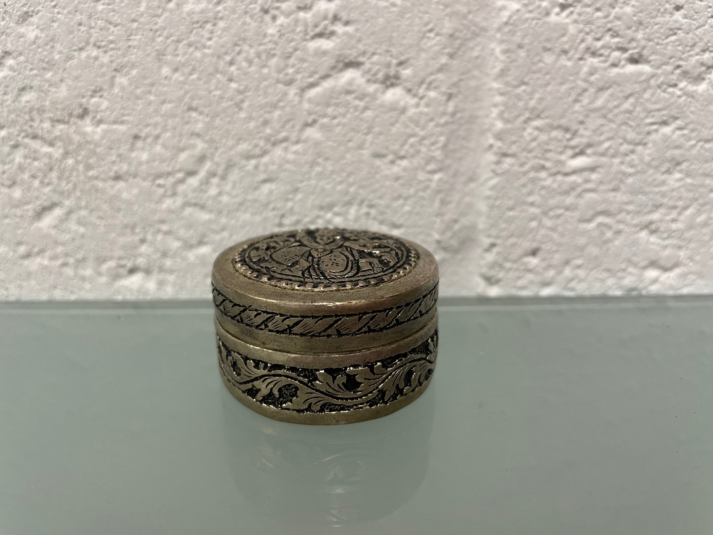 Vintage Asian Silver Trinket / Pill Box