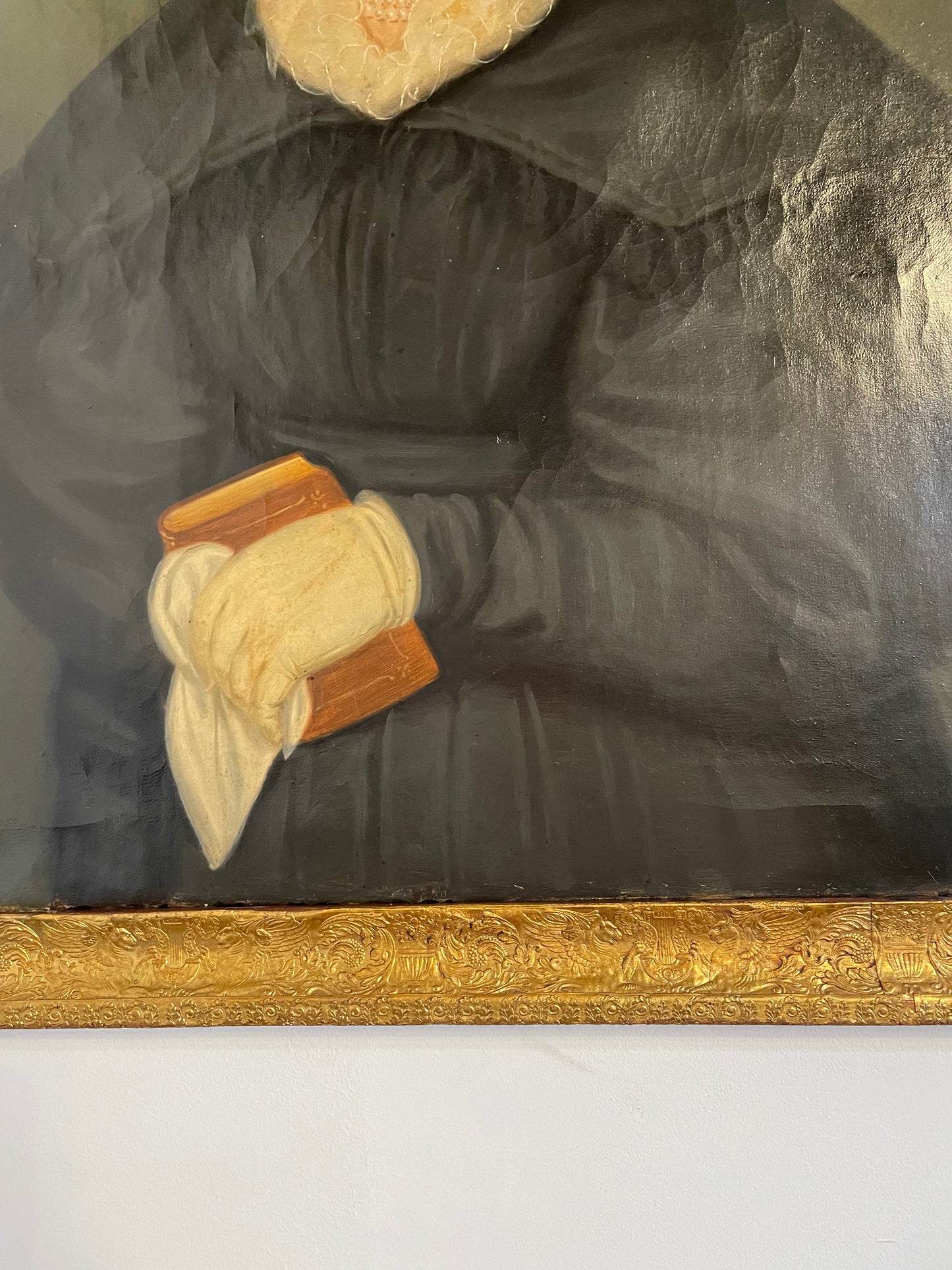 Beautiful pair of European oil on canvas portrait paintings framed in rustic gilt frames. They are in good original detailed condition. Please see all photos as they form part of the description and condition.