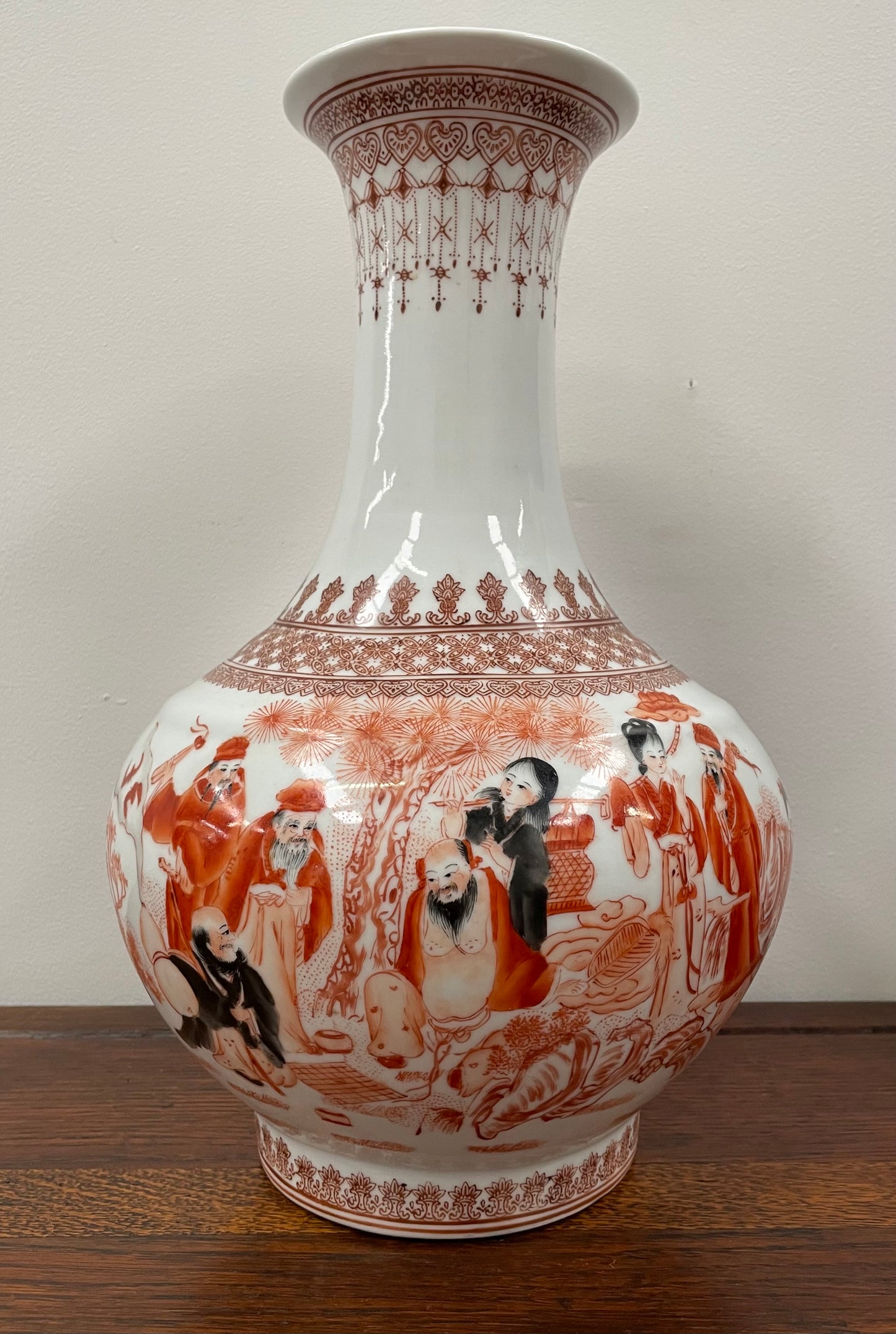 Large Chinese Iron Red and white Porcelain Vase