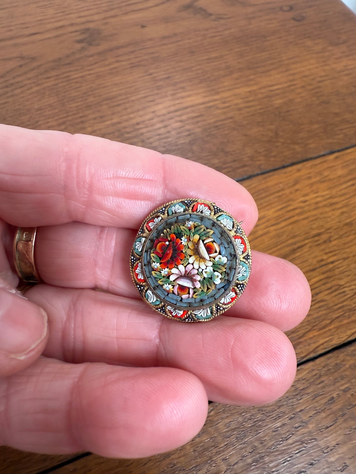 Very Fine Vintage Micro Mosaic Italian Brooch