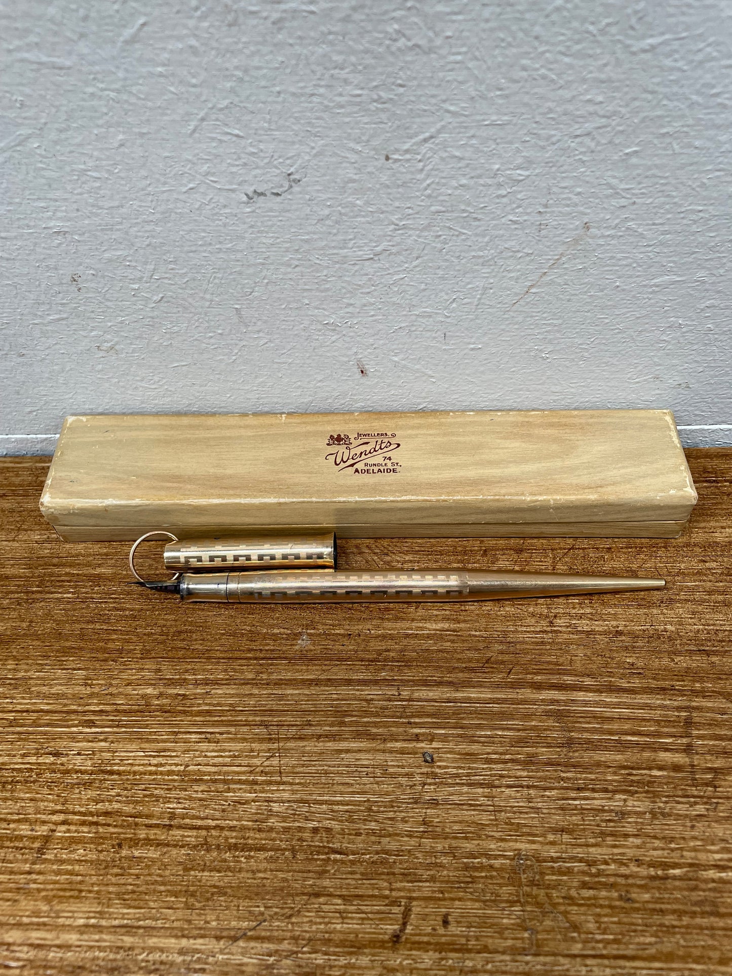 Highly Collectable & Rare Wahl Signature Gold Filled Fountain Pen