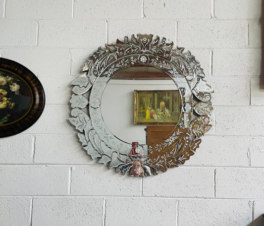 Decorative round Venetian style etched wall mirror with pretty floral etching. It is ready to hang and in good original condition. Please see all photos as they form part of the description and condition.
