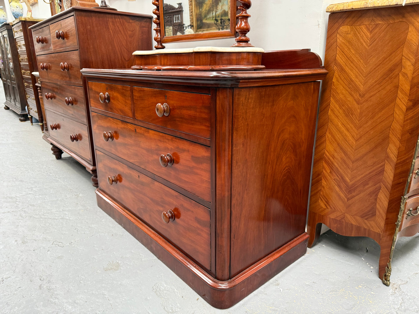 Lovely Four Drawer Mahogany Chest of Drawers