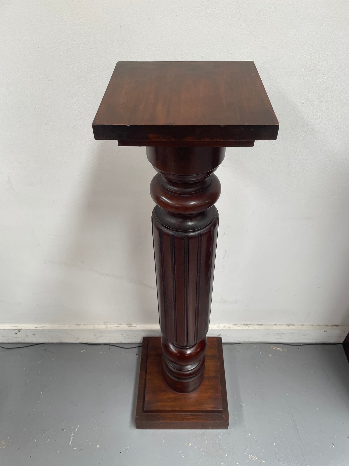 Solid Mahogany Fluted Column Pedestal