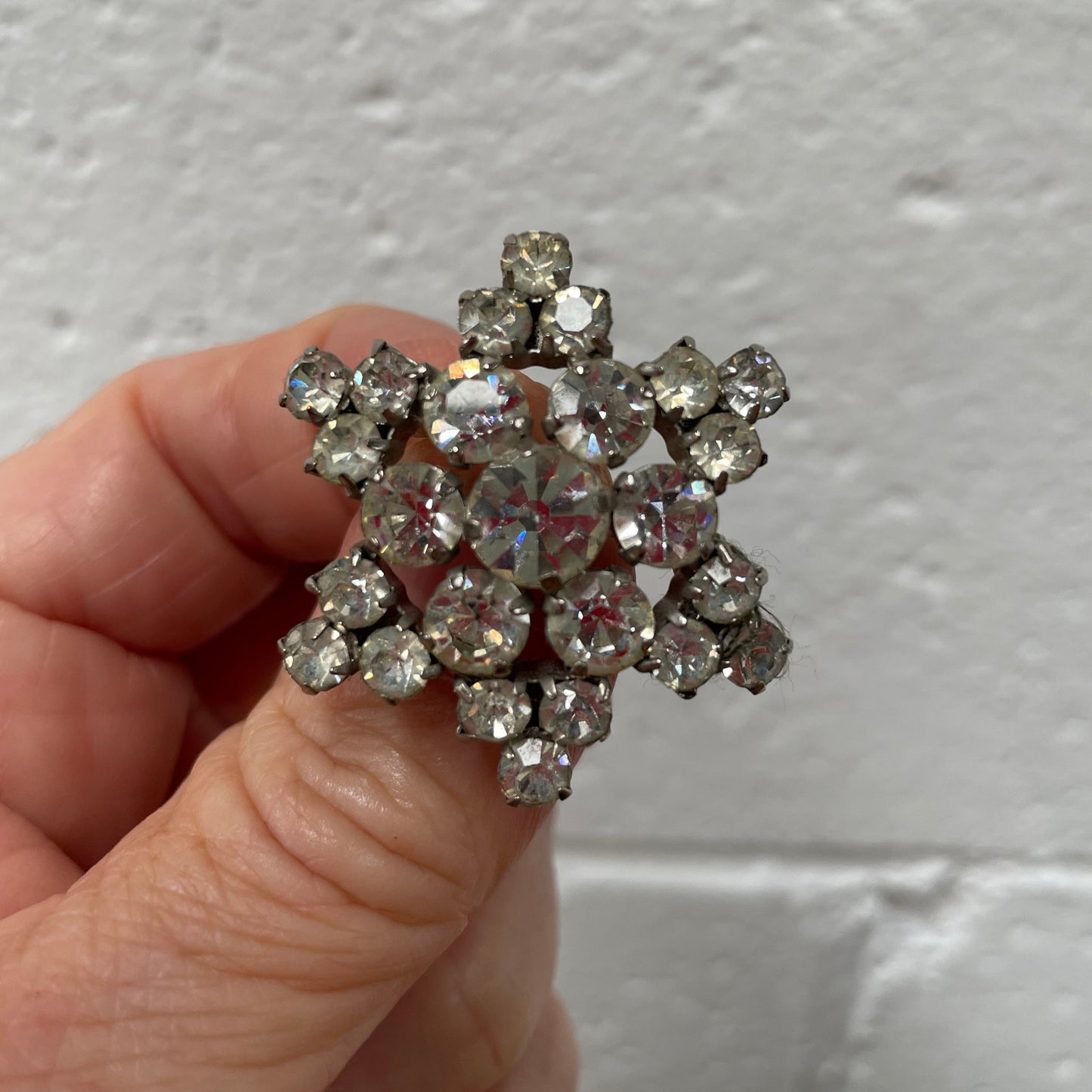 Pretty Vintage Art Deco Style Brooch