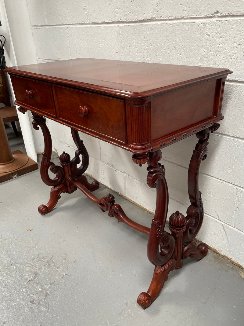 Superb Vintage Colonial Style Mahogany Hall Table Circa:1970's