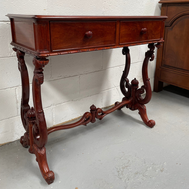 Superb Vintage Colonial Style Mahogany Hall Table Circa:1970's