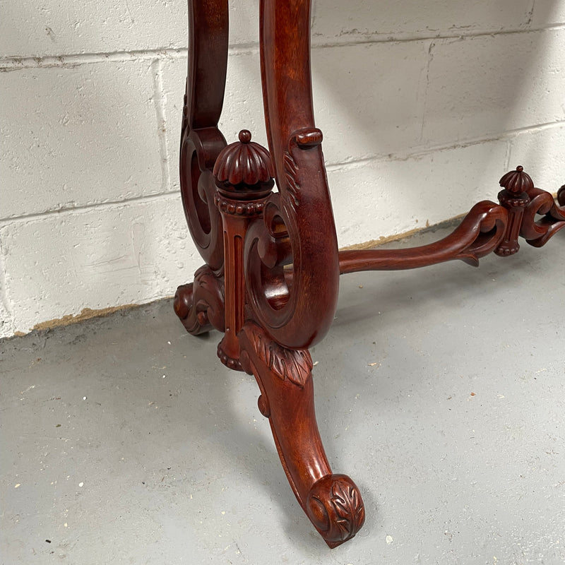 Superb Vintage Colonial Style Mahogany Hall Table Circa:1970's