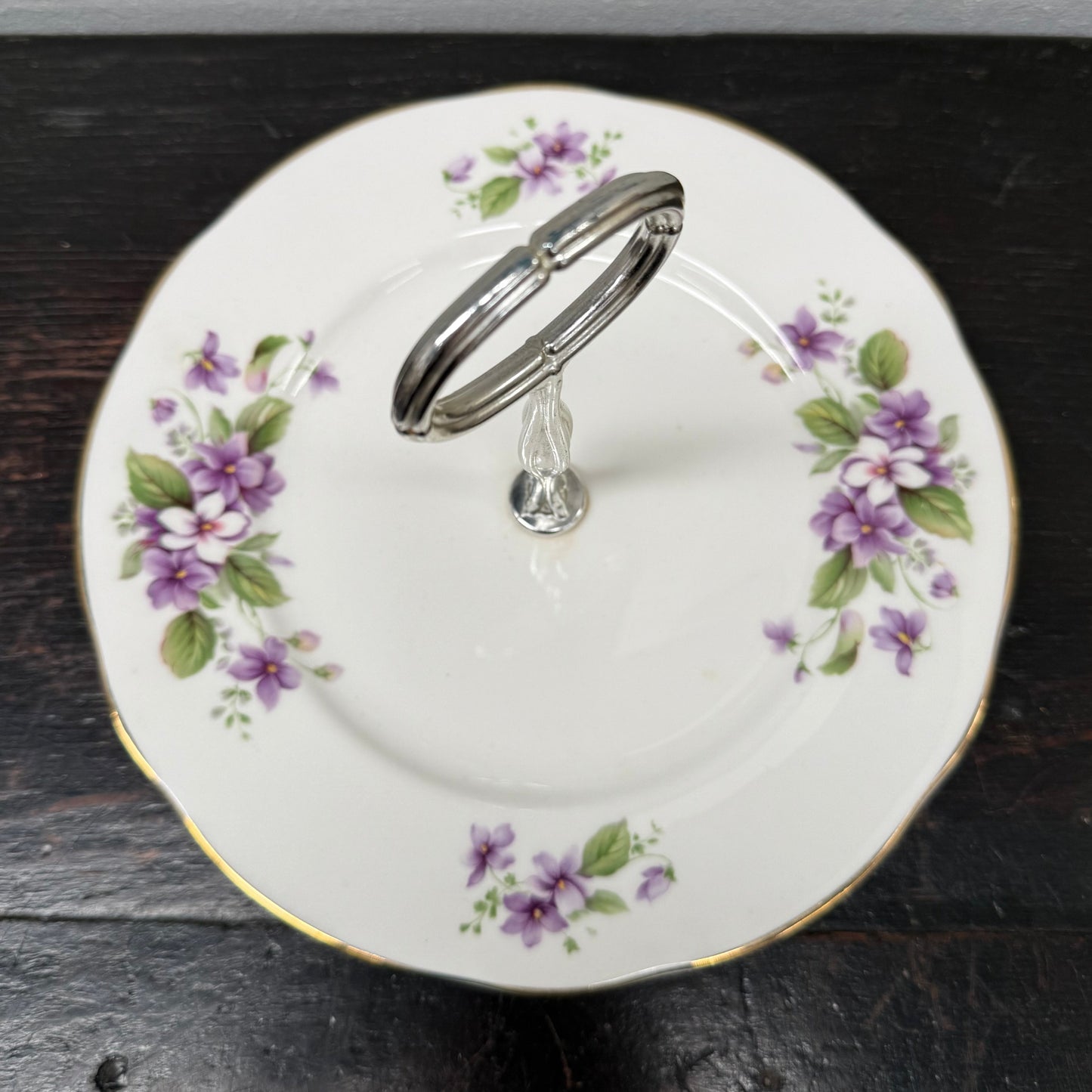 Vintage Cake Serving With Handle