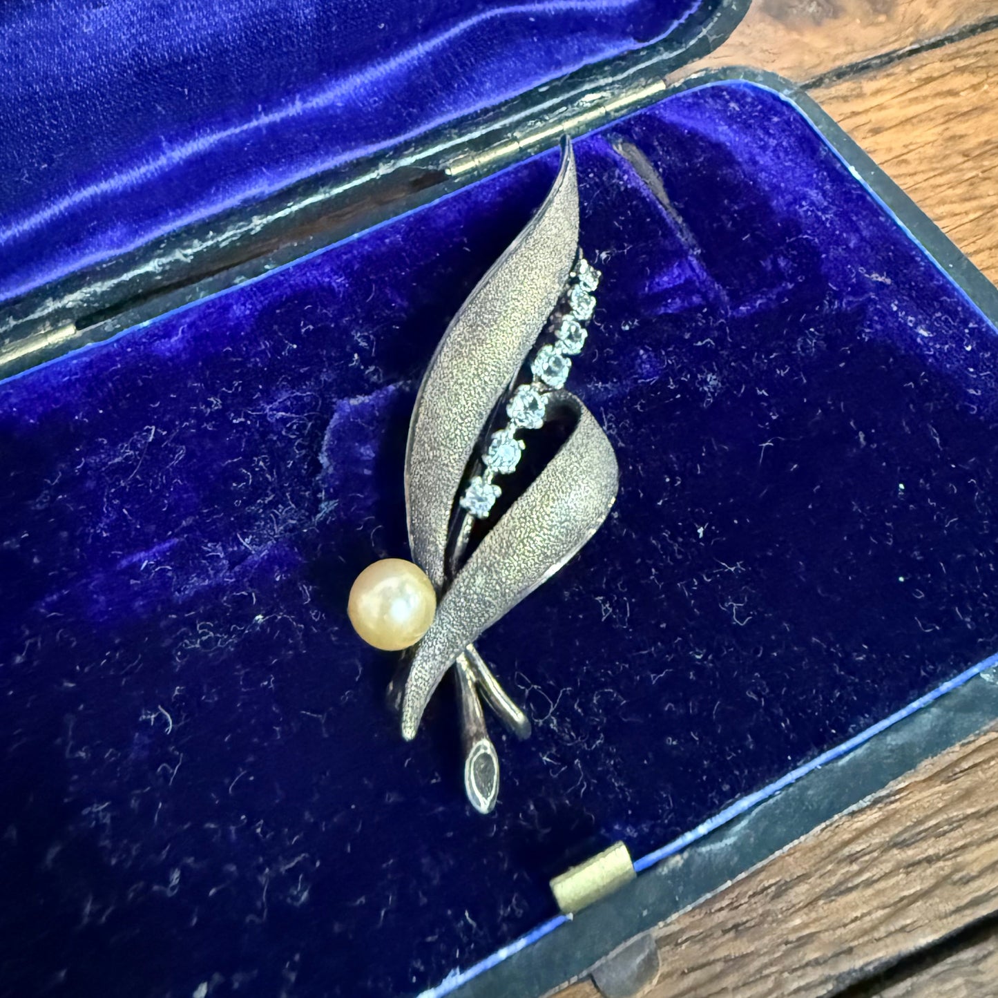 Vintage Silver 925 Rhinestone & Pearl Gold Tone Brooch