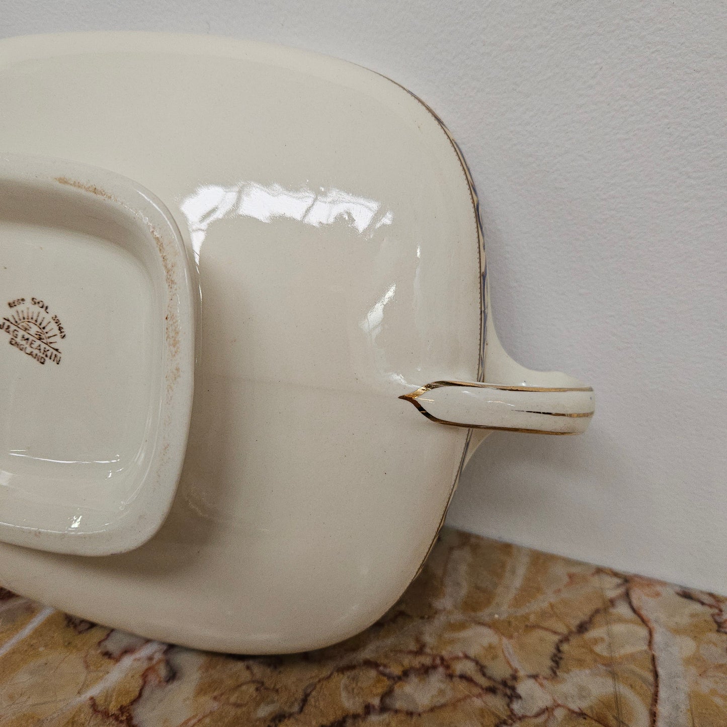 J & G Meakin English Tureen