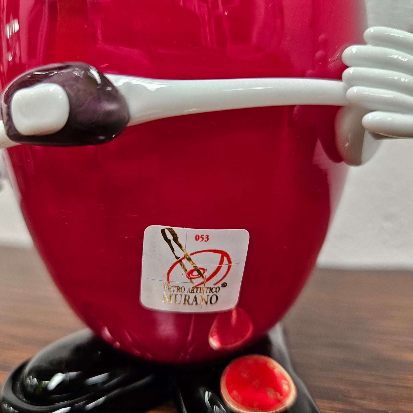 Very rare Murano Glass Christmas clown By Fratelli Pitau. It still has its original sticker and tag. It is in good original condition with no chips or cracks.