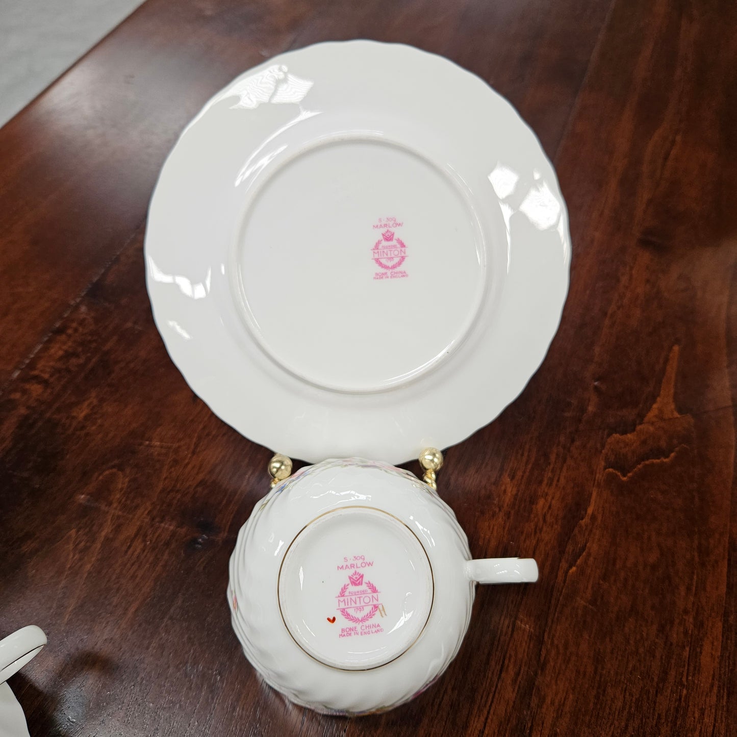 Minton England, Marlowe Pattern, 24 Piece Coffee/Tea Service