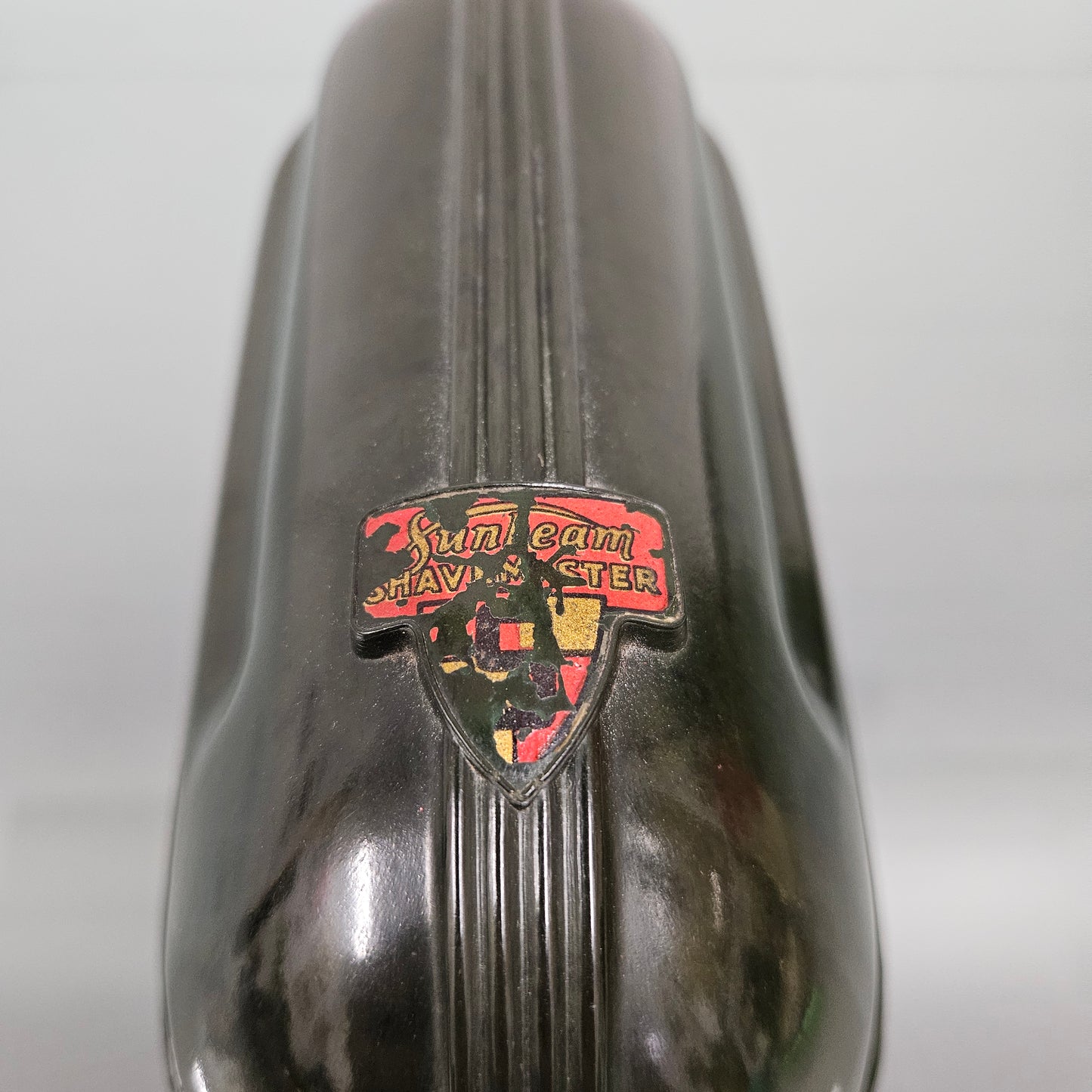 Art Deco Sunbeam Bakelite Cased Shaver