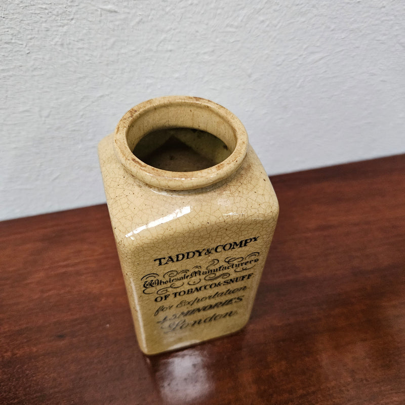 Rare large Taddy & Co ceramic snuff case bottle, it is in good original condition. Please see photos as they form part of the description.