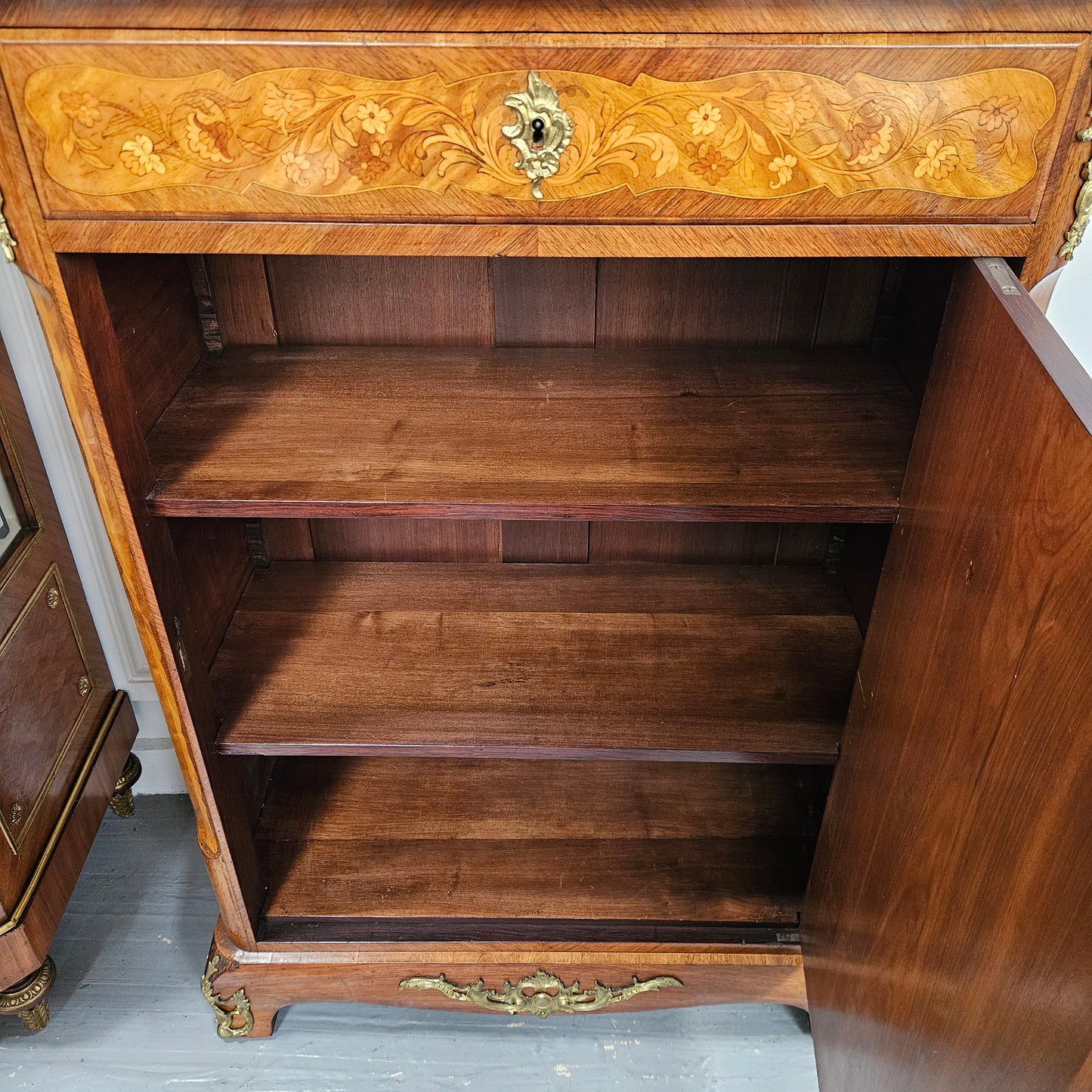 Elegant French Transitional Style Walnut & Kingwood Salon Cabinet with Marquetry Inlay