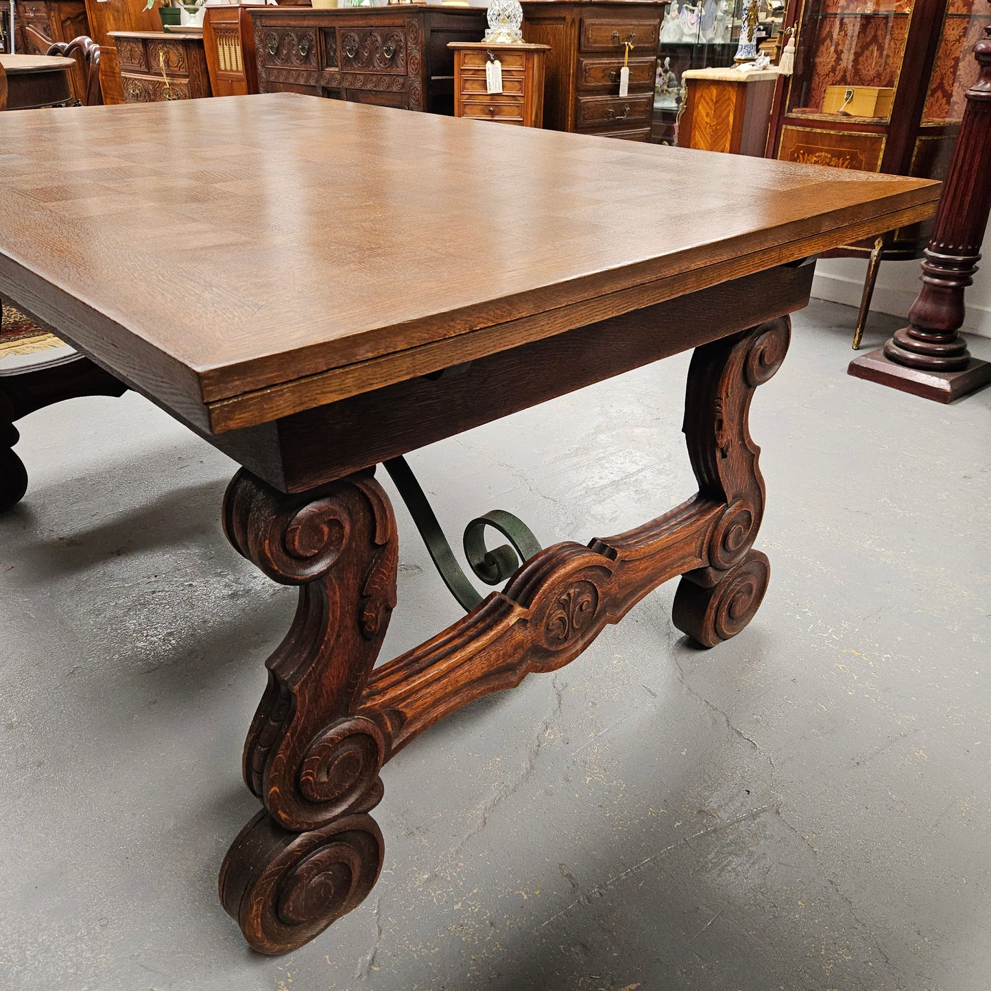 Beautiful French Oak Spanish Style Extension Dining Table