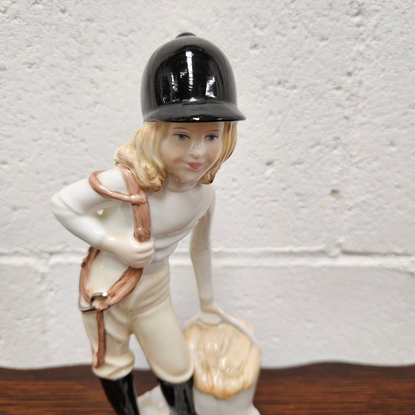 Coalport English 'Feeding Time' Figurine