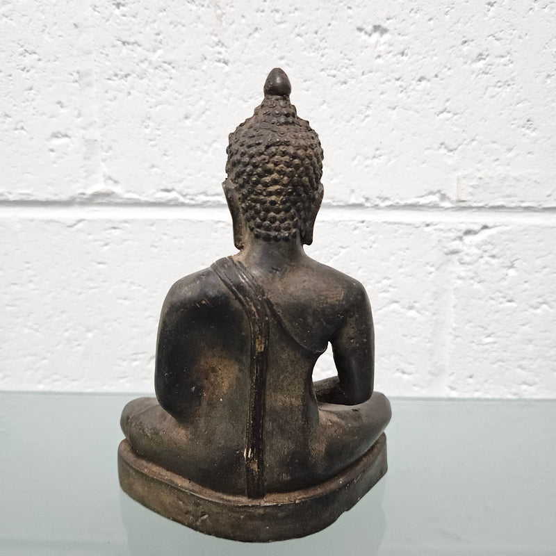 Antique bronze Buddha. In good original condition.