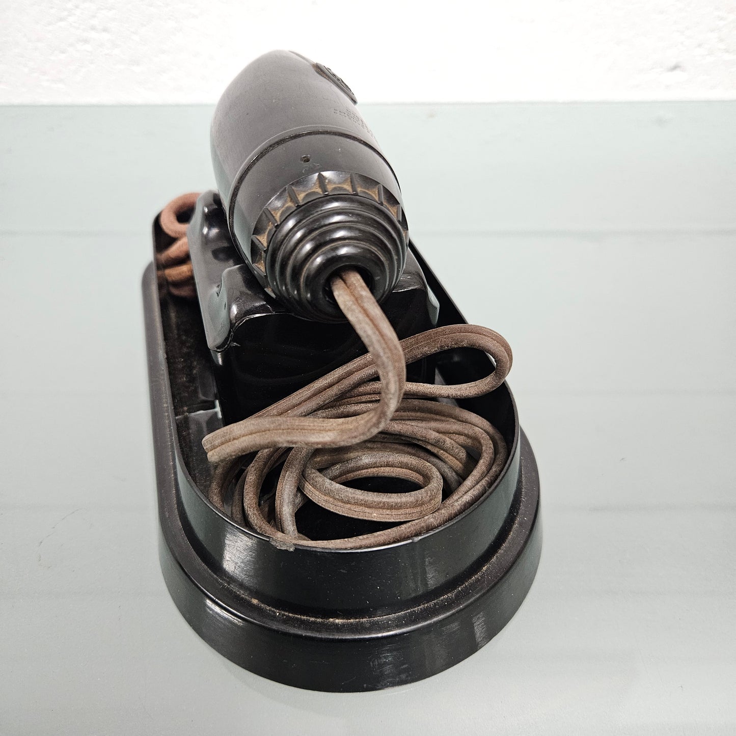 Art Deco Sunbeam Bakelite Cased Shaver