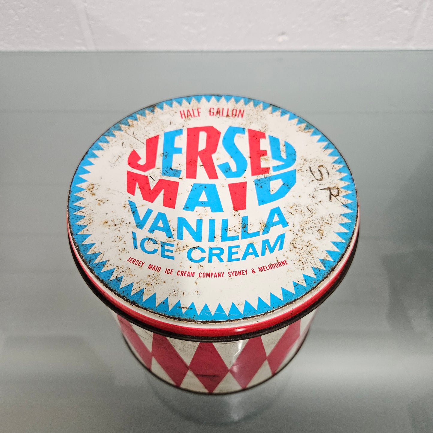 Vintage 'Jersey Maid Vanilla Ice Cream' Tin